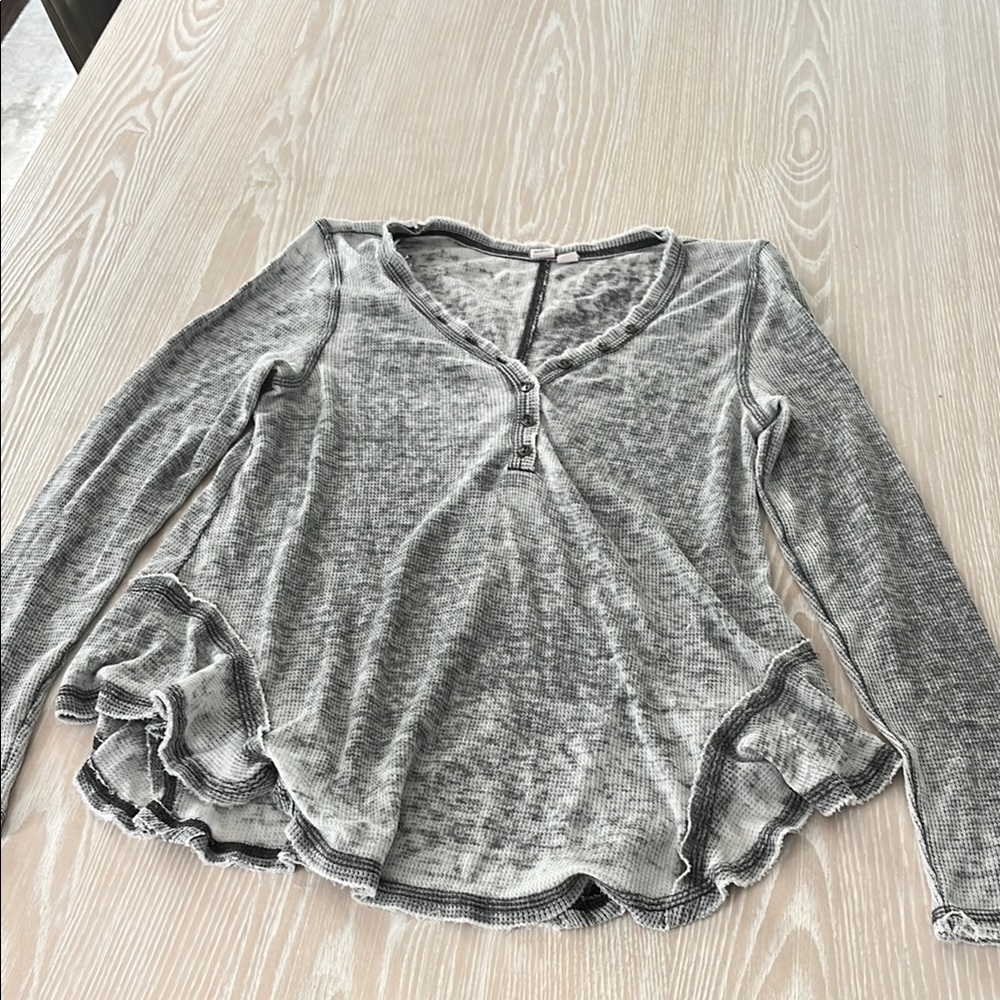 Melrose and Market Gray Long Sleeve Women's Top sz M medium